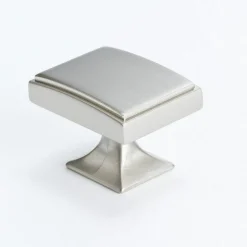 Berenson Hearthstone Knob
