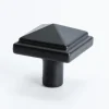 Berenson Rhapsody Knob