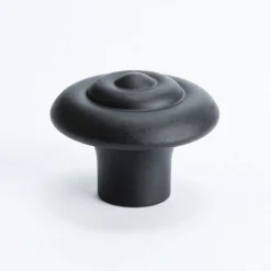 Berenson Rhapsody Knob