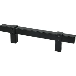 Berenson Rivet Rebel Pull in Matte Black