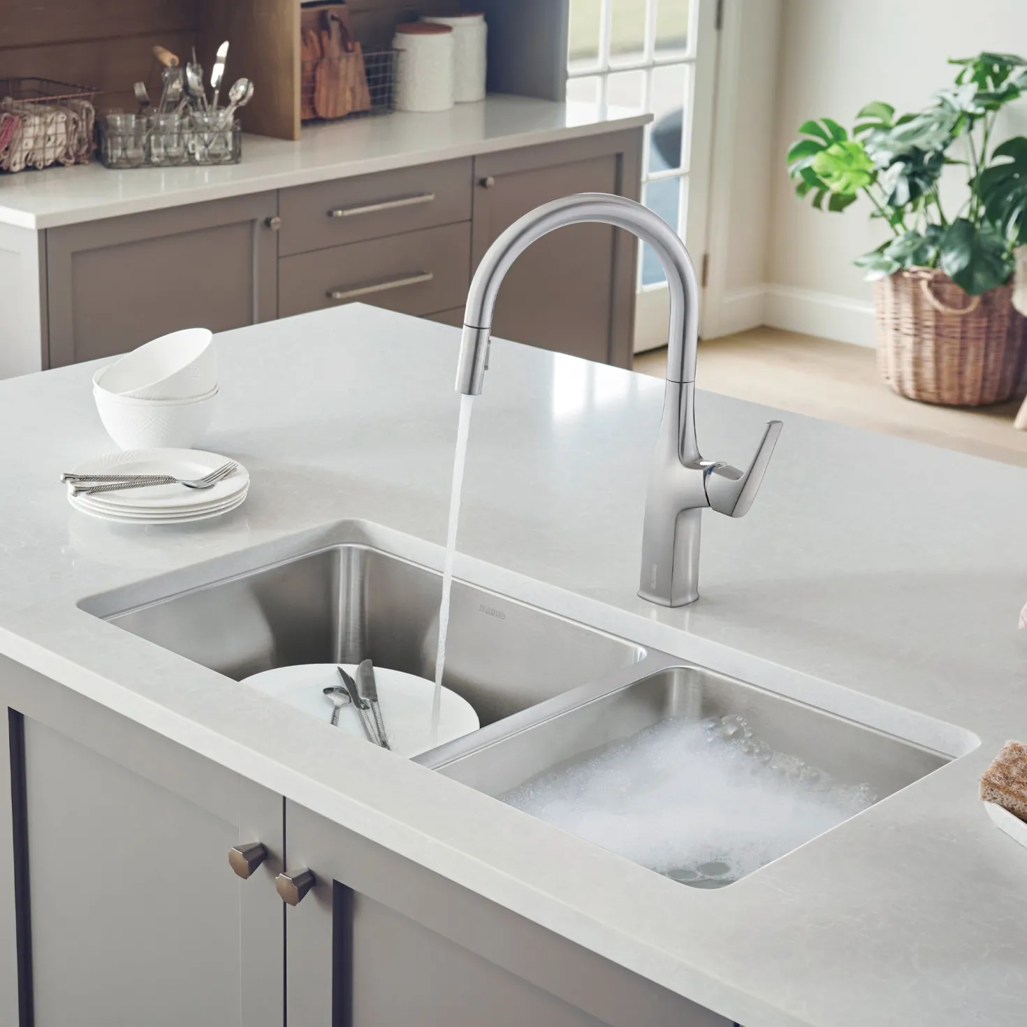 BLANCO Formera 33" 60/40 Double Bowl Undermount Kitchen Sink