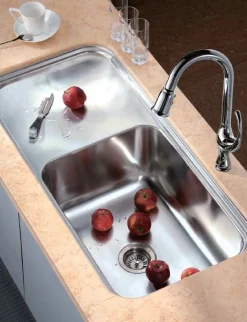 Dawn DSU4120 23" Undermount Single Bowl Kitchen Sink