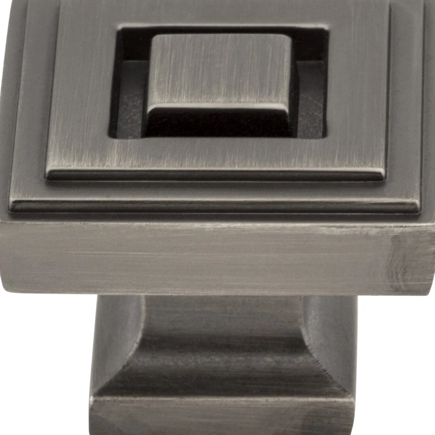 Jeffrey Alexander Delmar Cabinet Knob