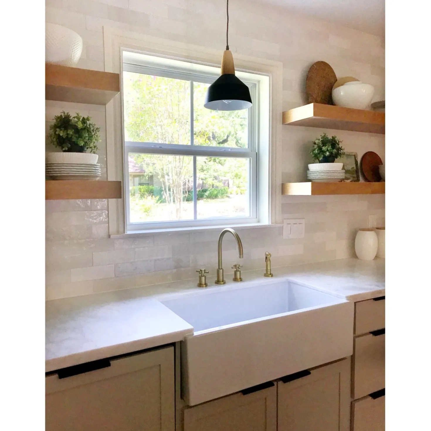 Kingston Brass Concord Deck Mount 8-Inch Widespread Kitchen Faucet with Brass Sprayer
