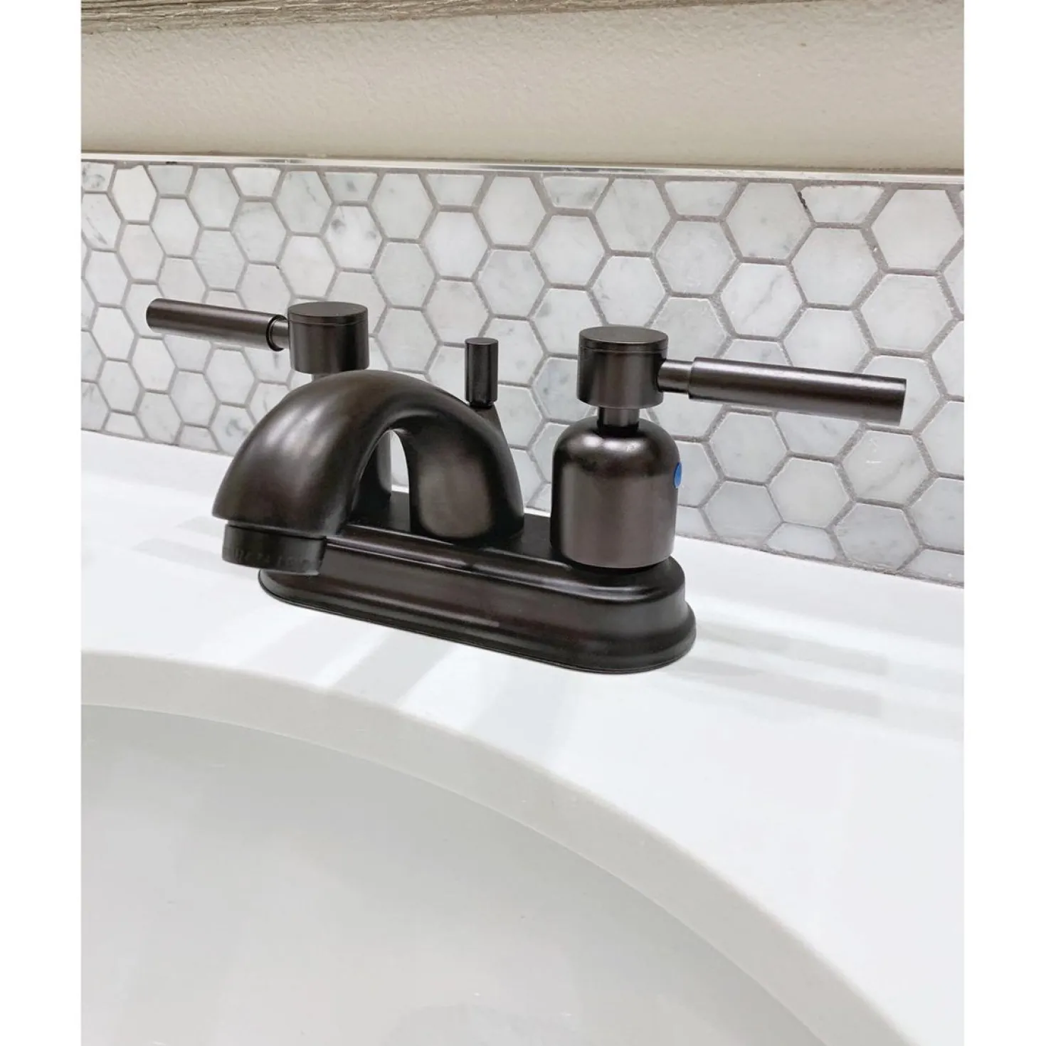 Kingston Brass Concord 4-Inch Centerset 3-Hole Bathroom Faucet with Retail Pop-Up