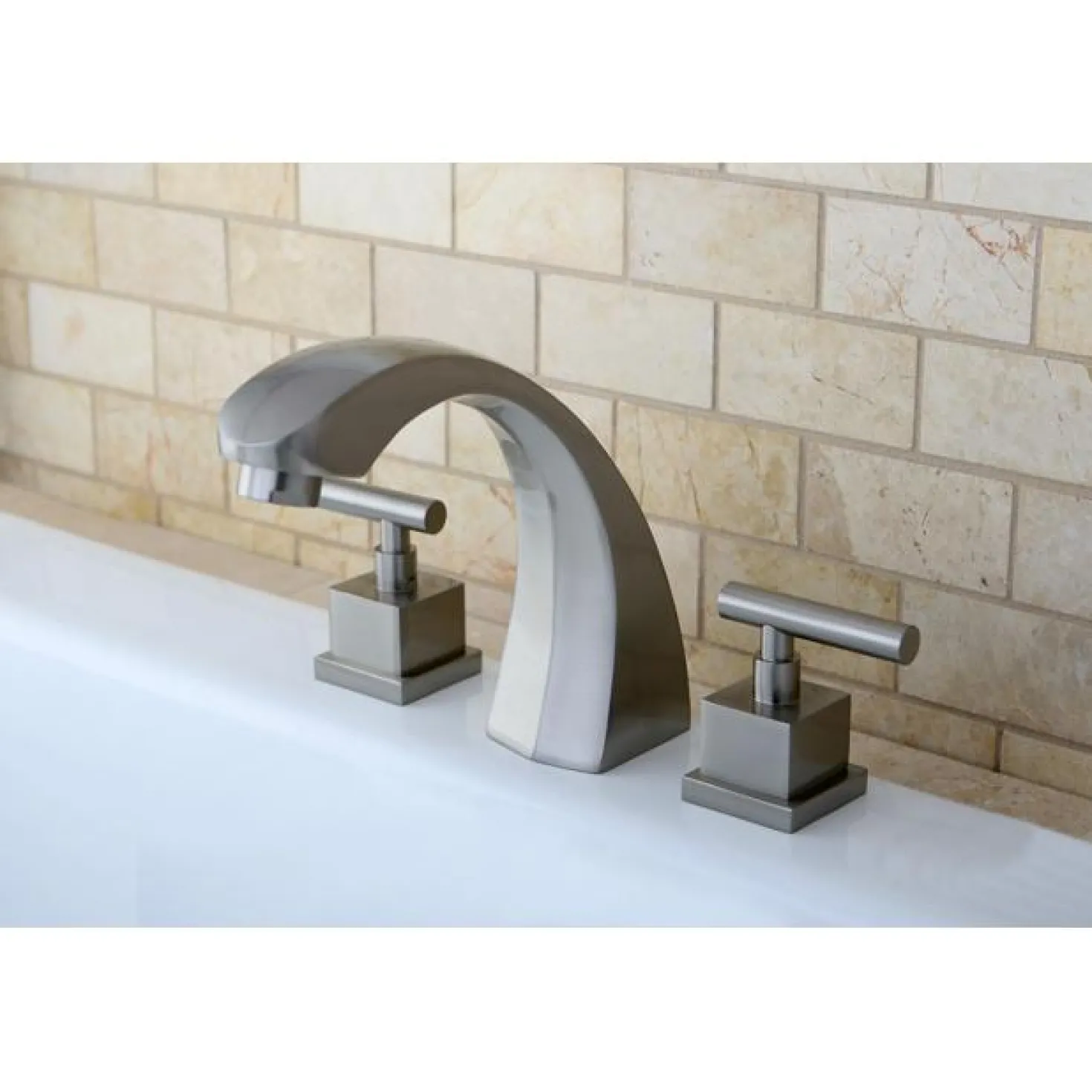 Kingston Brass Concord Roman Tub Filler in Satin Nickel