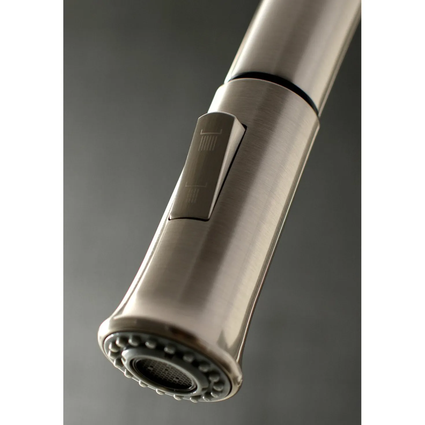 Kingston Brass Continental Gourmetier Single-Handle Pull-Down Kitchen Faucet