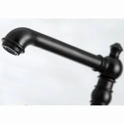 Kingston Brass English Country Kitchen Faucet with Side Sprayer