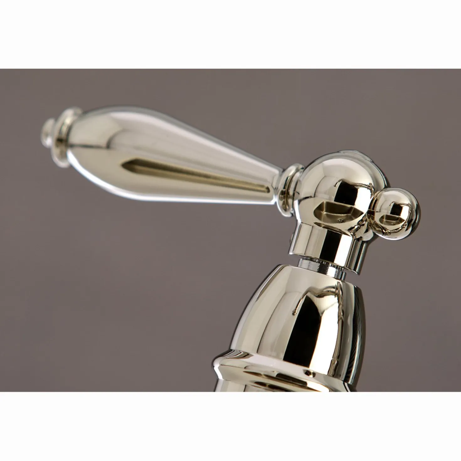 Kingston Brass English Country Kitchen Faucet with Side Sprayer
