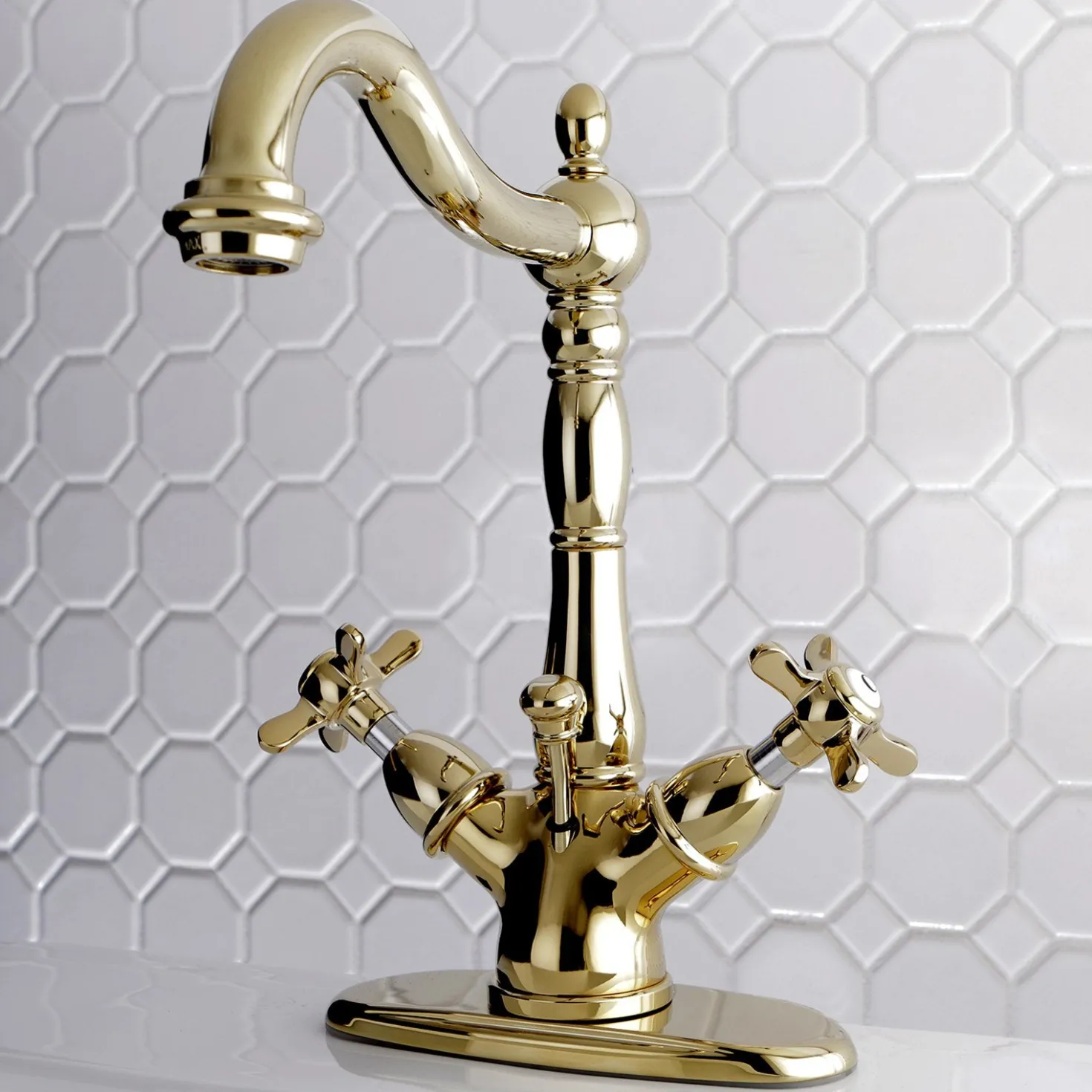Kingston Brass Essex Classic 4" Centerset Lavatory Faucet with Brass Pop-up