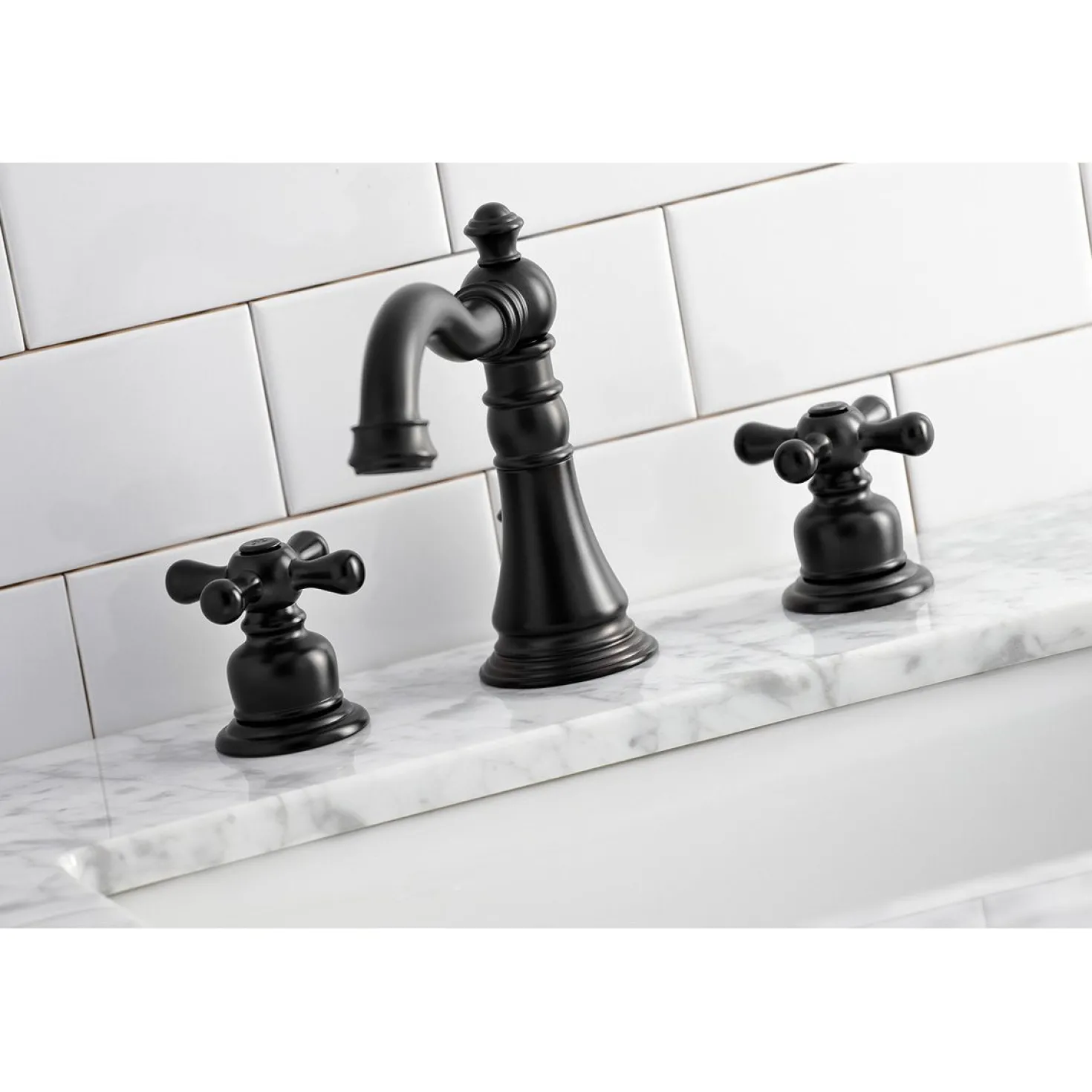Kingston Brass Fauceture American Classic 8" Widespread Bathroom Faucet