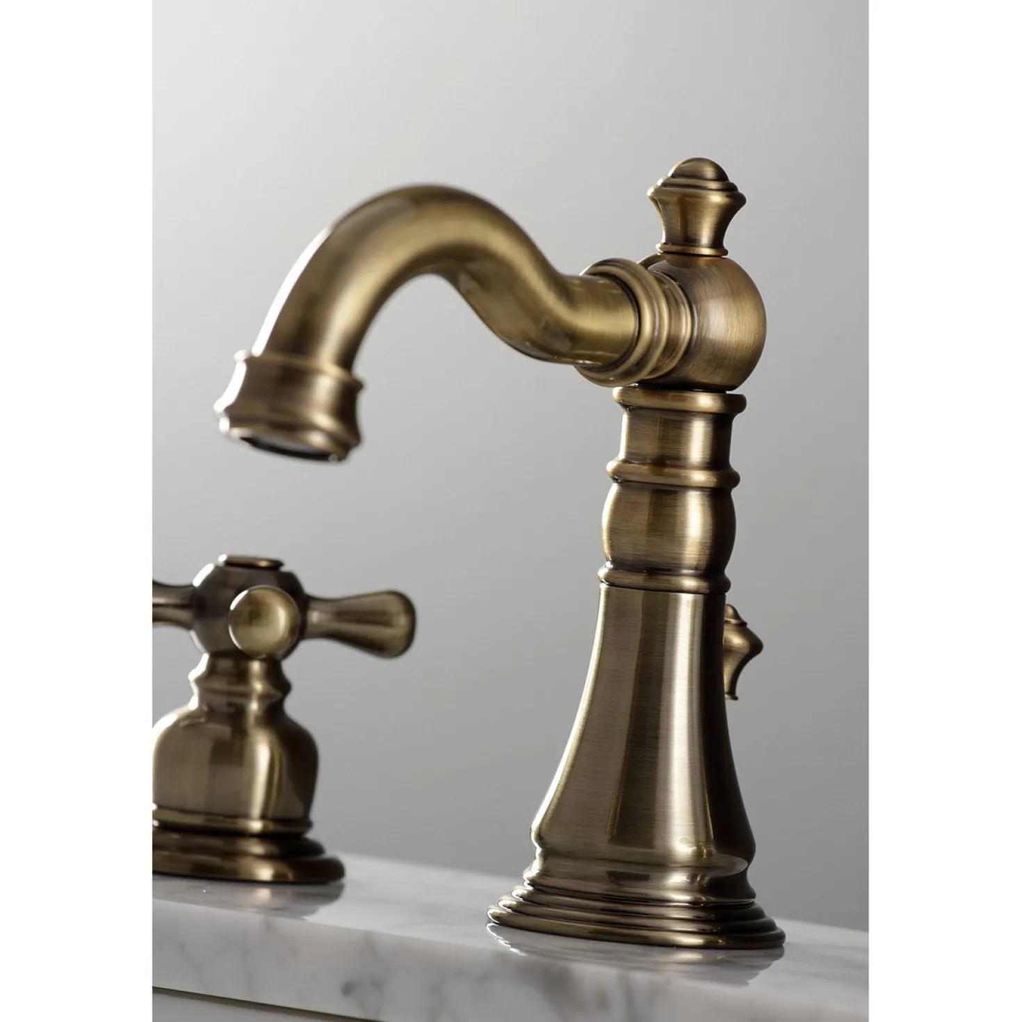 Kingston Brass Fauceture American Classic 8" Widespread Bathroom Faucet