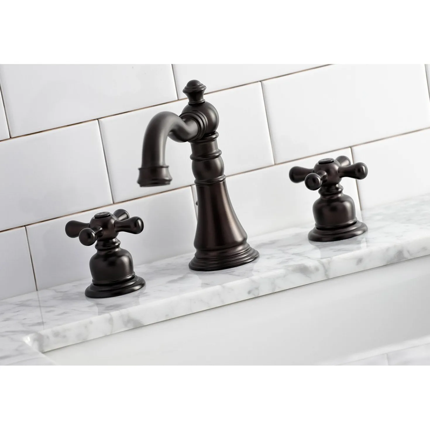 Kingston Brass Fauceture American Classic 8" Widespread Bathroom Faucet