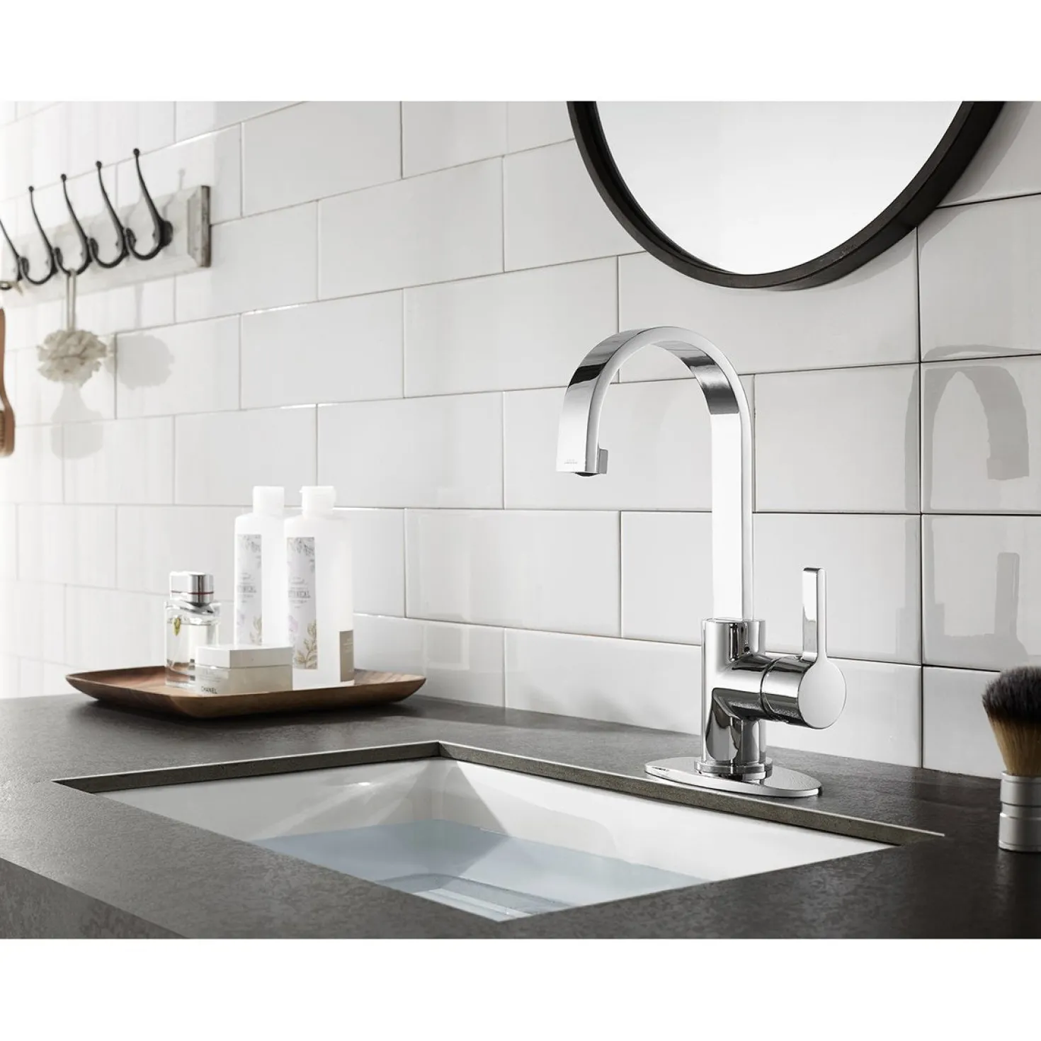 Kingston Brass Fauceture Continental Single-Handle Bathroom Faucet