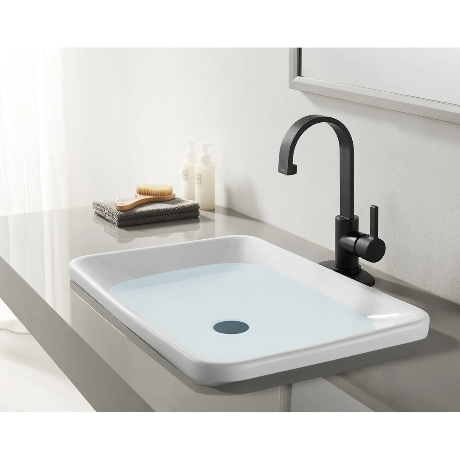 Kingston Brass Fauceture Continental Single-Handle Bathroom Faucet