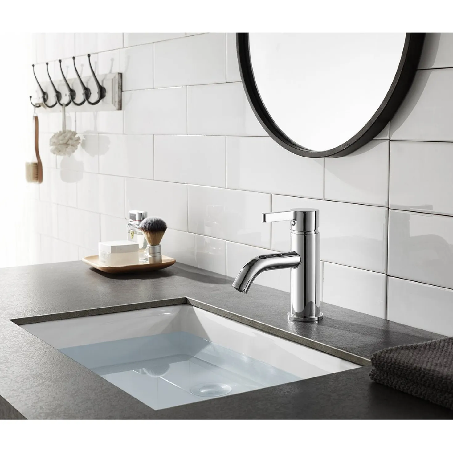 Kingston Brass Fauceture Continental Single-Handle Single Hole Bathroom Faucet