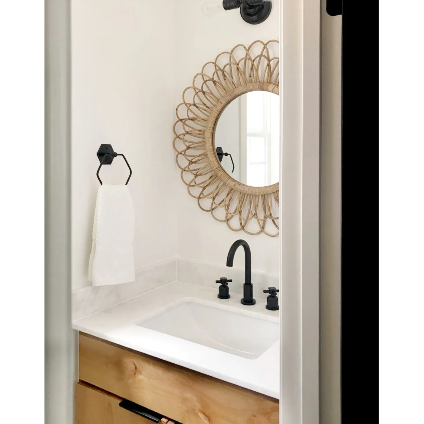 Kingston Brass Fauceture Concord Widespread Cross-Handle Bathroom Faucet