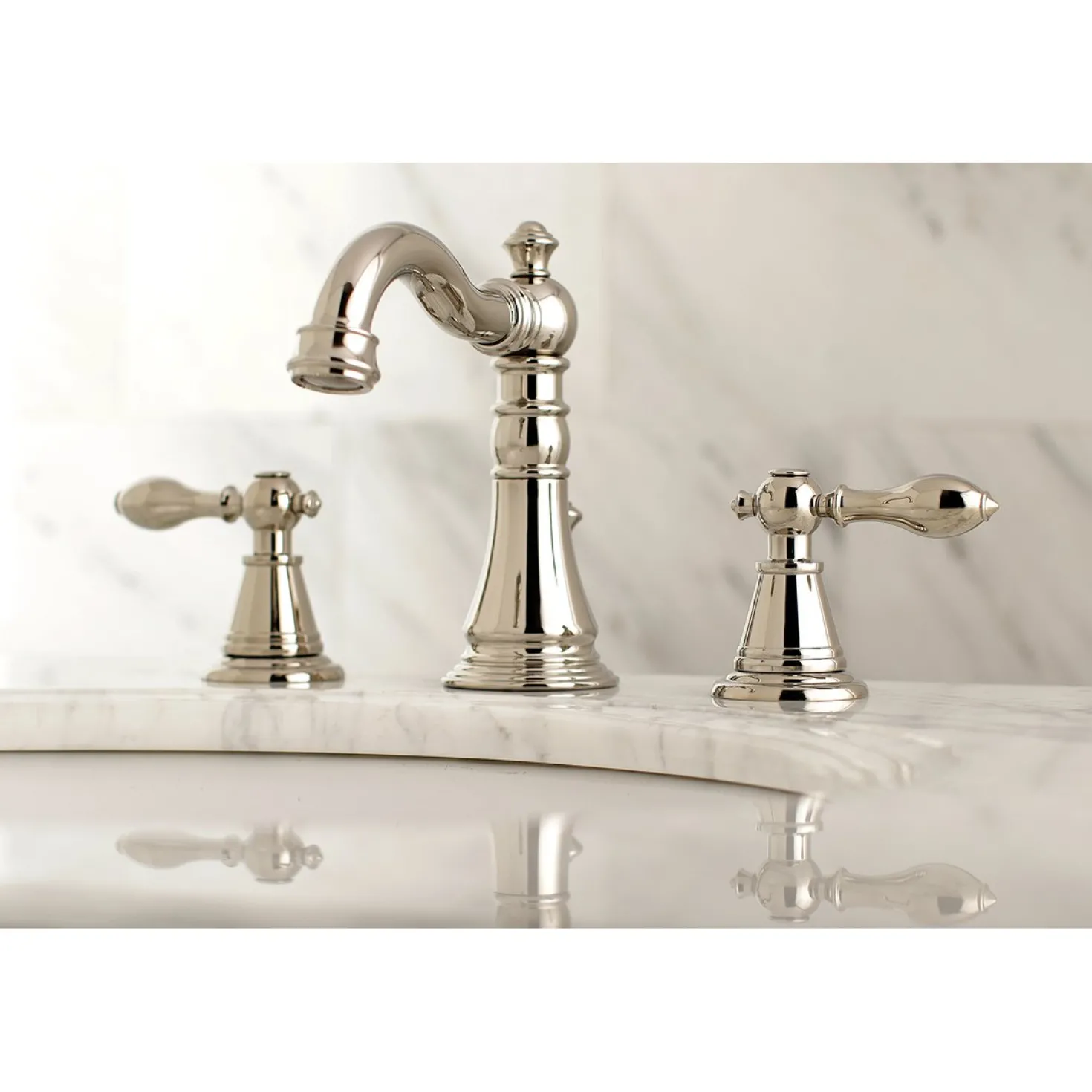 Kingston Brass Fauceture English Classic Widespread Bathroom Faucet