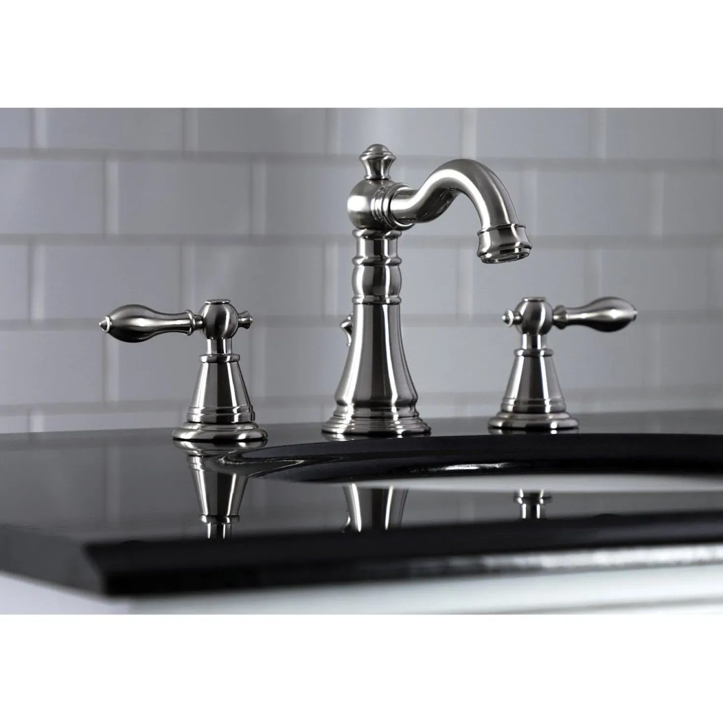 Kingston Brass Fauceture English Classic Widespread Bathroom Faucet