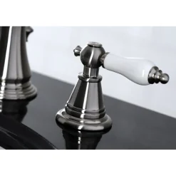 Kingston Brass Fauceture English Classic 3-Hole Widespread Bathroom Faucet