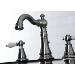 Kingston Brass Fauceture English Classic 3-Hole Widespread Bathroom Faucet