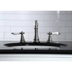 Kingston Brass Fauceture English Classic 3-Hole Widespread Bathroom Faucet