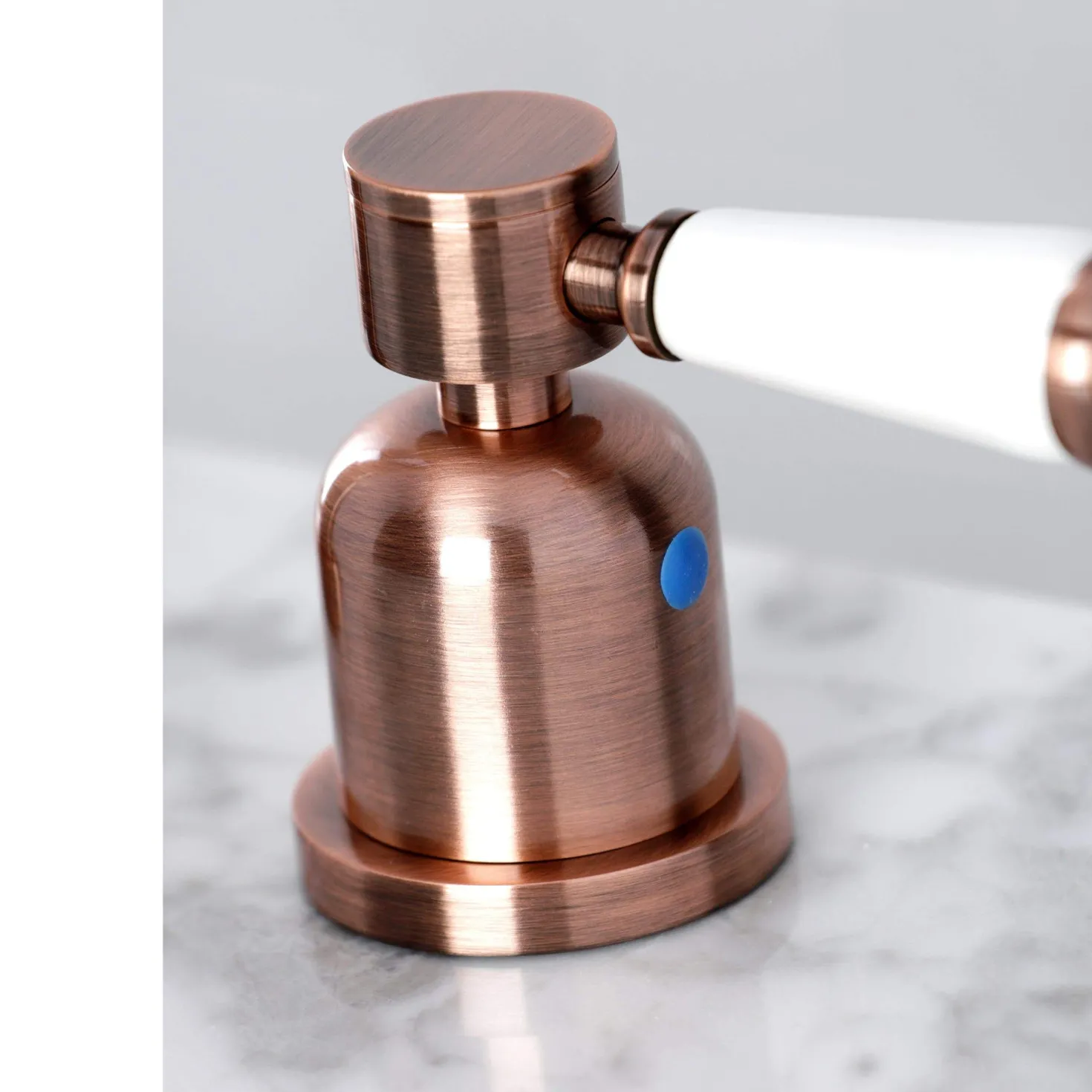 Kingston Brass Fauceture FSC892XDPL-P Paris Widespread Bathroom Faucet