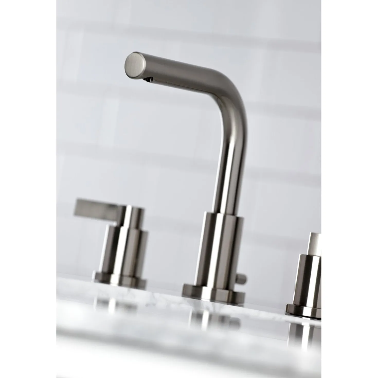 Kingston Brass Fauceture NuvoFusion 8-Inch Widespread Bathroom Faucet