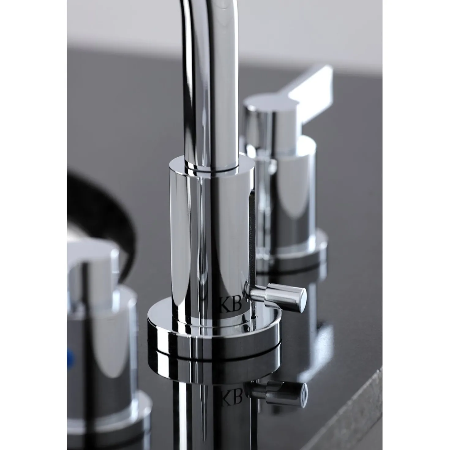 Kingston Brass Fauceture NuvoFusion 8-Inch Widespread Bathroom Faucet