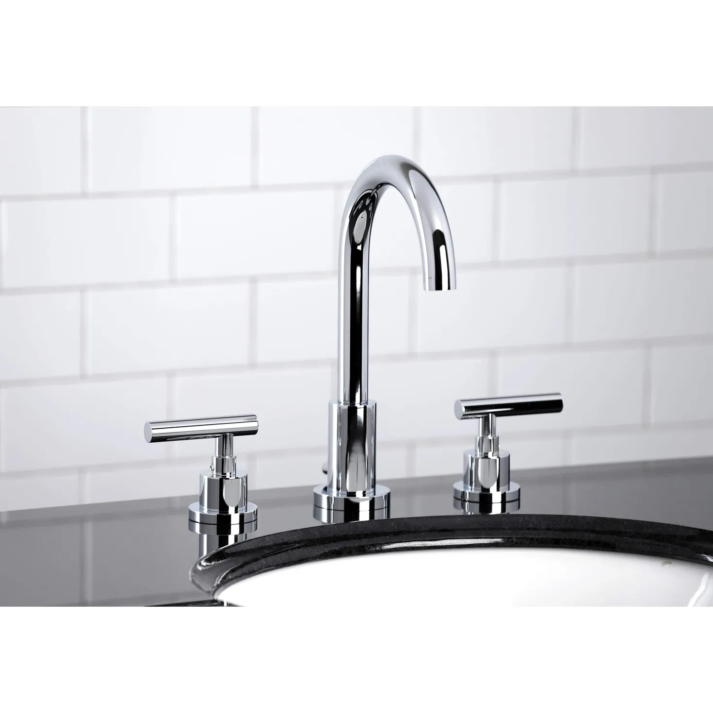 Kingston Brass FSC892XCML-P Manhattan Widespread Bathroom Faucet with Brass Pop-Up
