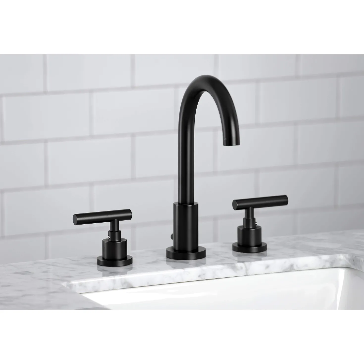 Kingston Brass FSC892XCML-P Manhattan Widespread Bathroom Faucet with Brass Pop-Up