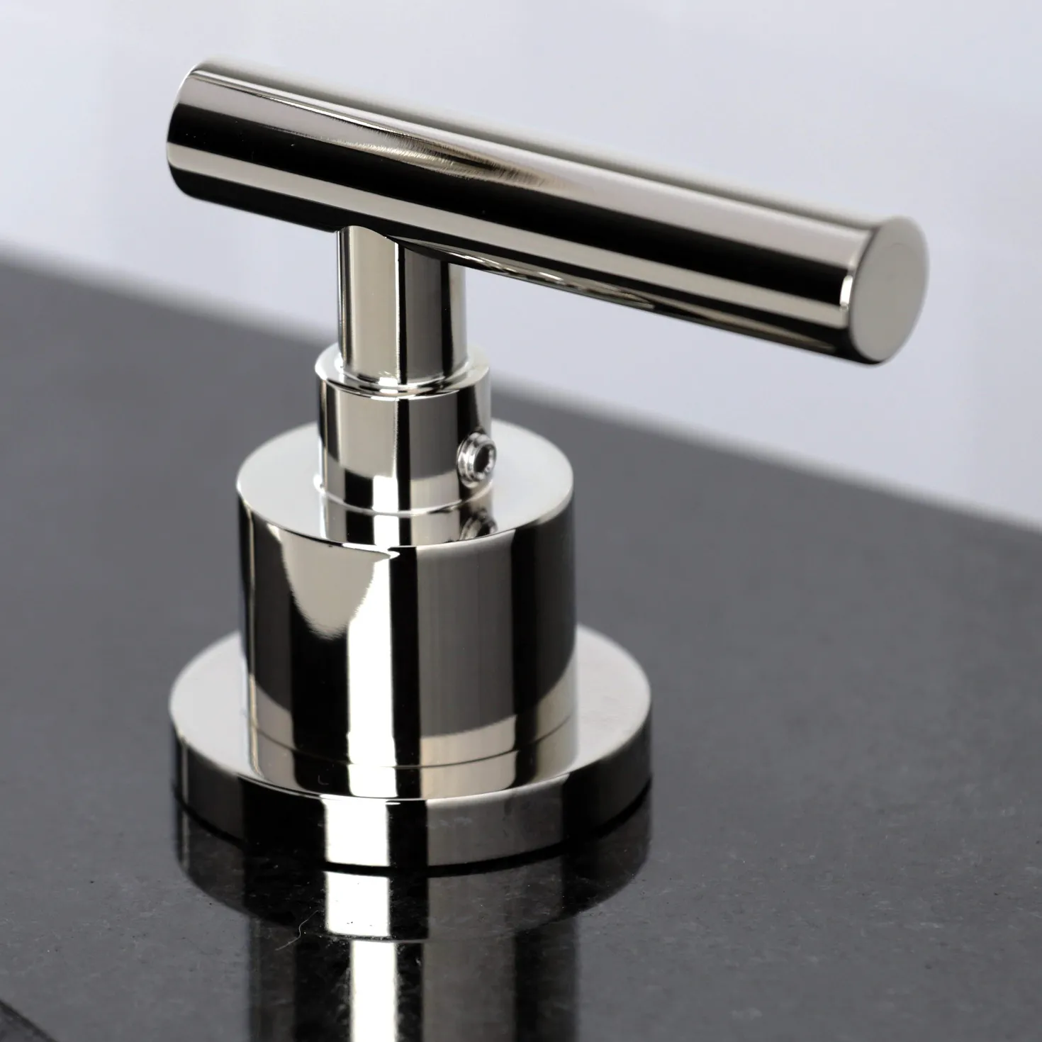 Kingston Brass FSC892XCML-P Manhattan Widespread Bathroom Faucet with Brass Pop-Up