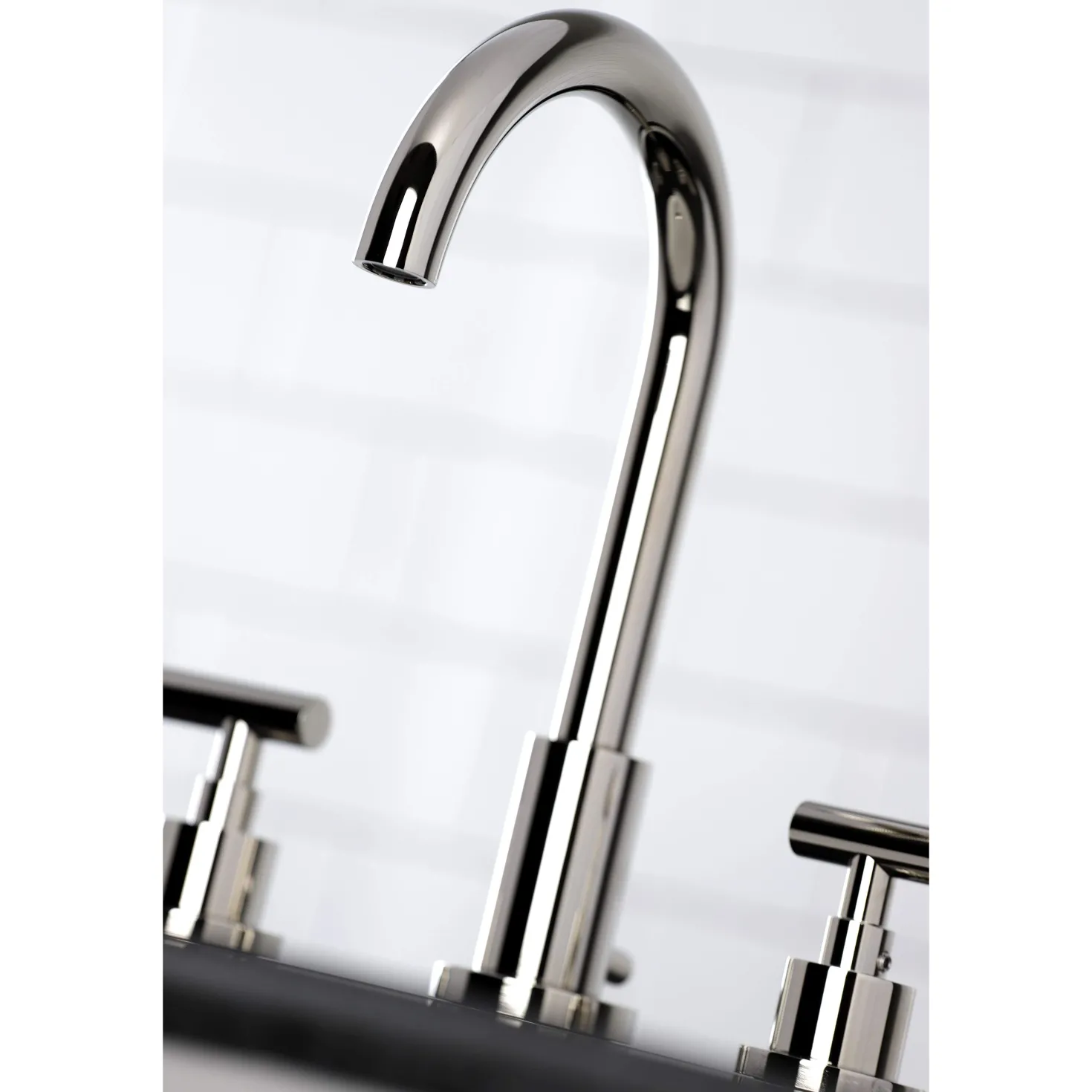 Kingston Brass FSC892XCML-P Manhattan Widespread Bathroom Faucet with Brass Pop-Up