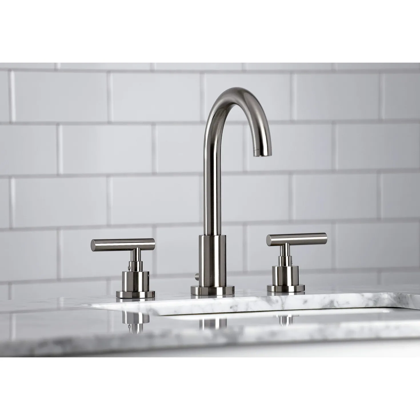 Kingston Brass FSC892XCML-P Manhattan Widespread Bathroom Faucet with Brass Pop-Up