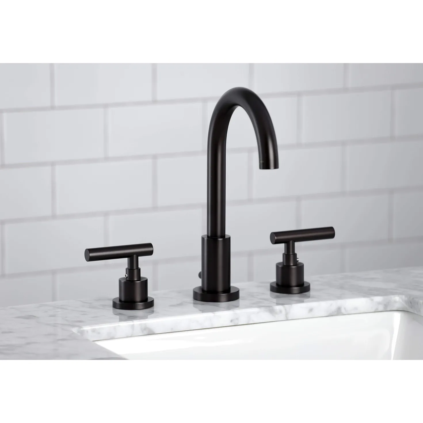 Kingston Brass FSC892XCML-P Manhattan Widespread Bathroom Faucet with Brass Pop-Up