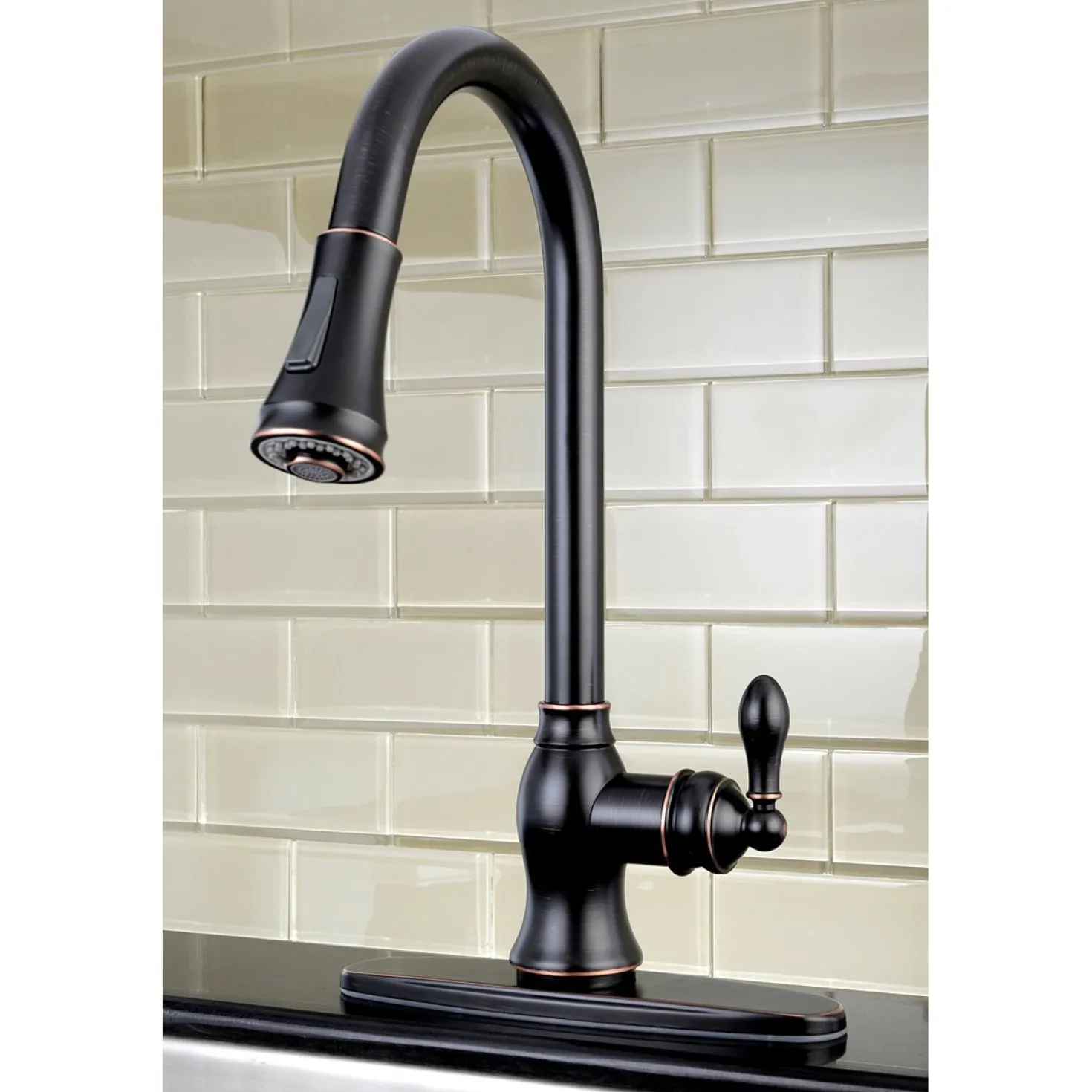 Kingston Brass Gourmetier American Classic Single-Handle Pull-Down Sprayer Kitchen Faucet
