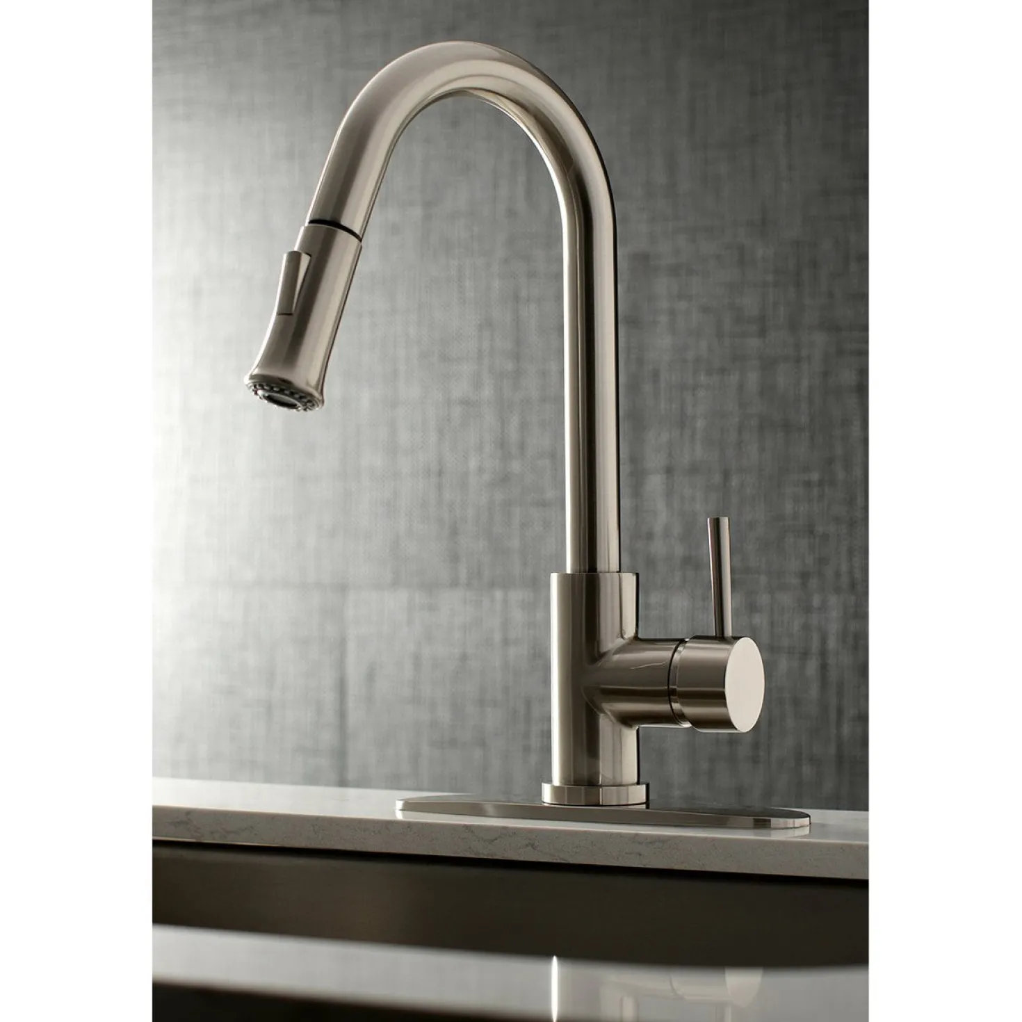 Kingston Brass Gourmetier Concord Single-Handle Kitchen Faucet with Pull-Down Sprayer