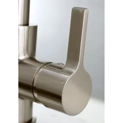 Kingston Brass Gourmetier Continental Single-Handle Single-Hole Pull-Down Kitchen Faucet