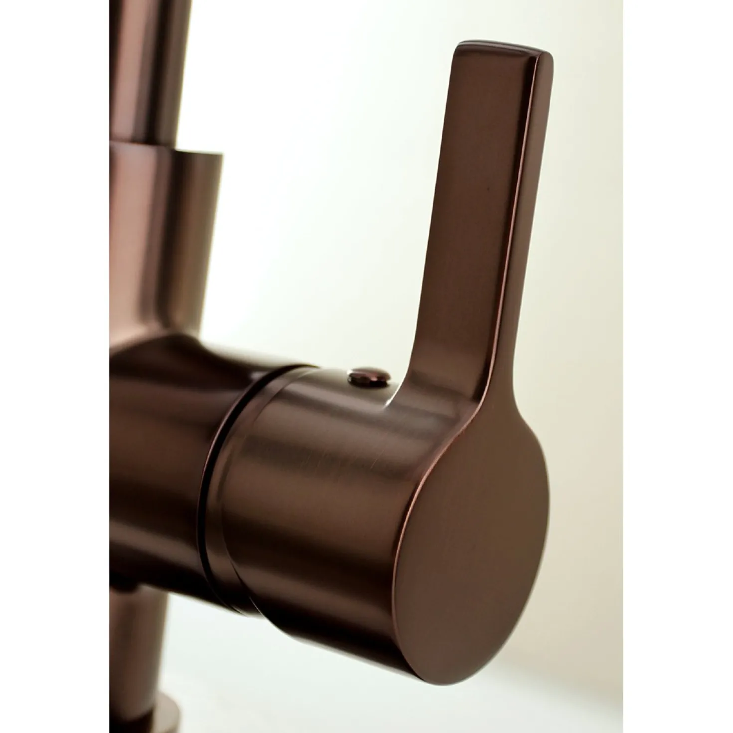 Kingston Brass Gourmetier Continental Deck Mount Single-Handle Pull-Down Kitchen Faucet