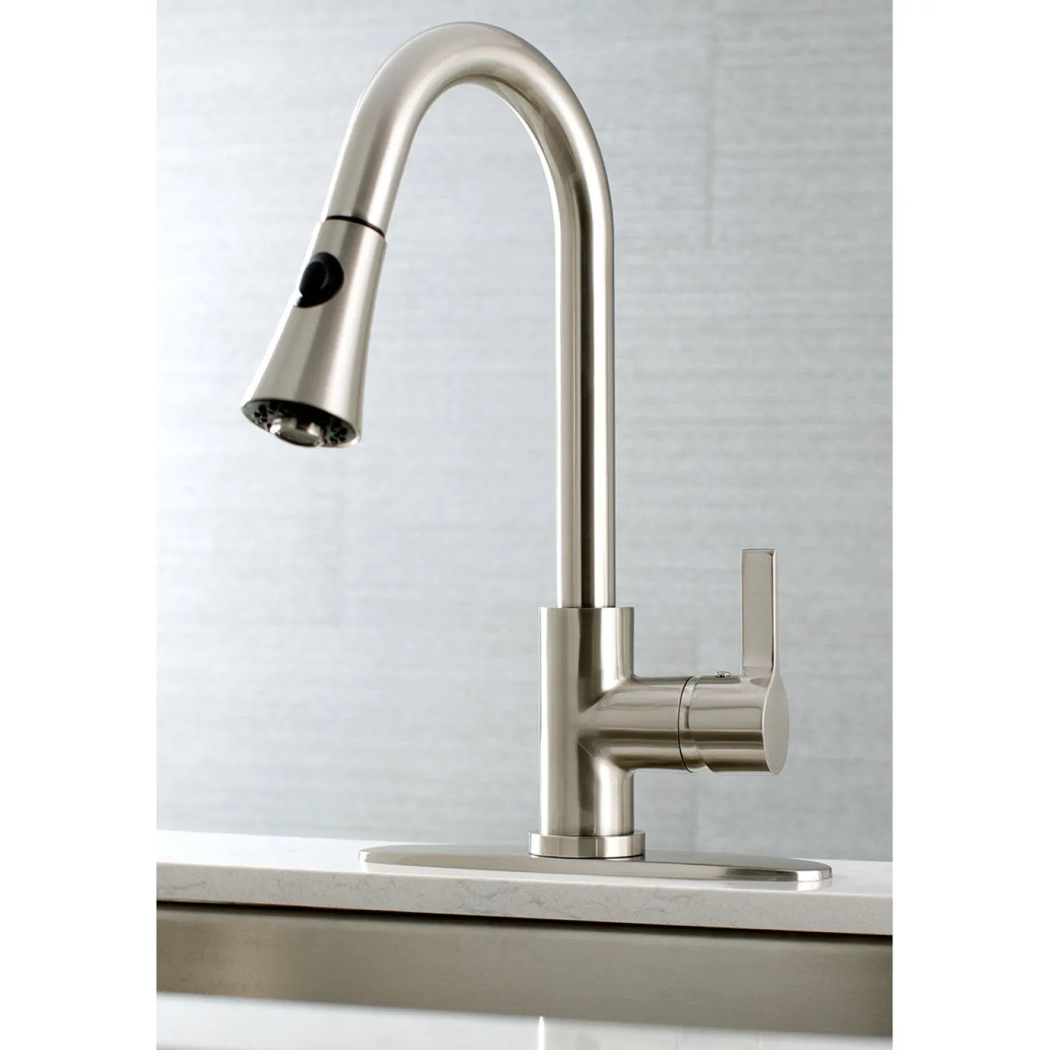 Kingston Brass Gourmetier Continental Deck Mount Single-Handle Pull-Down Kitchen Faucet