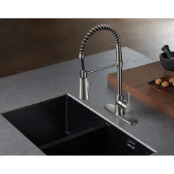 Kingston Brass Gourmetier Continental Single-Handle Pull-Down Kitchen Faucet