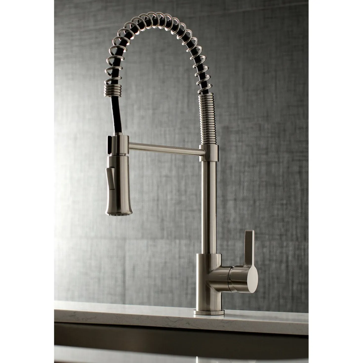 Kingston Brass Gourmetier Continental Single-Handle Pull-Down Kitchen Faucet