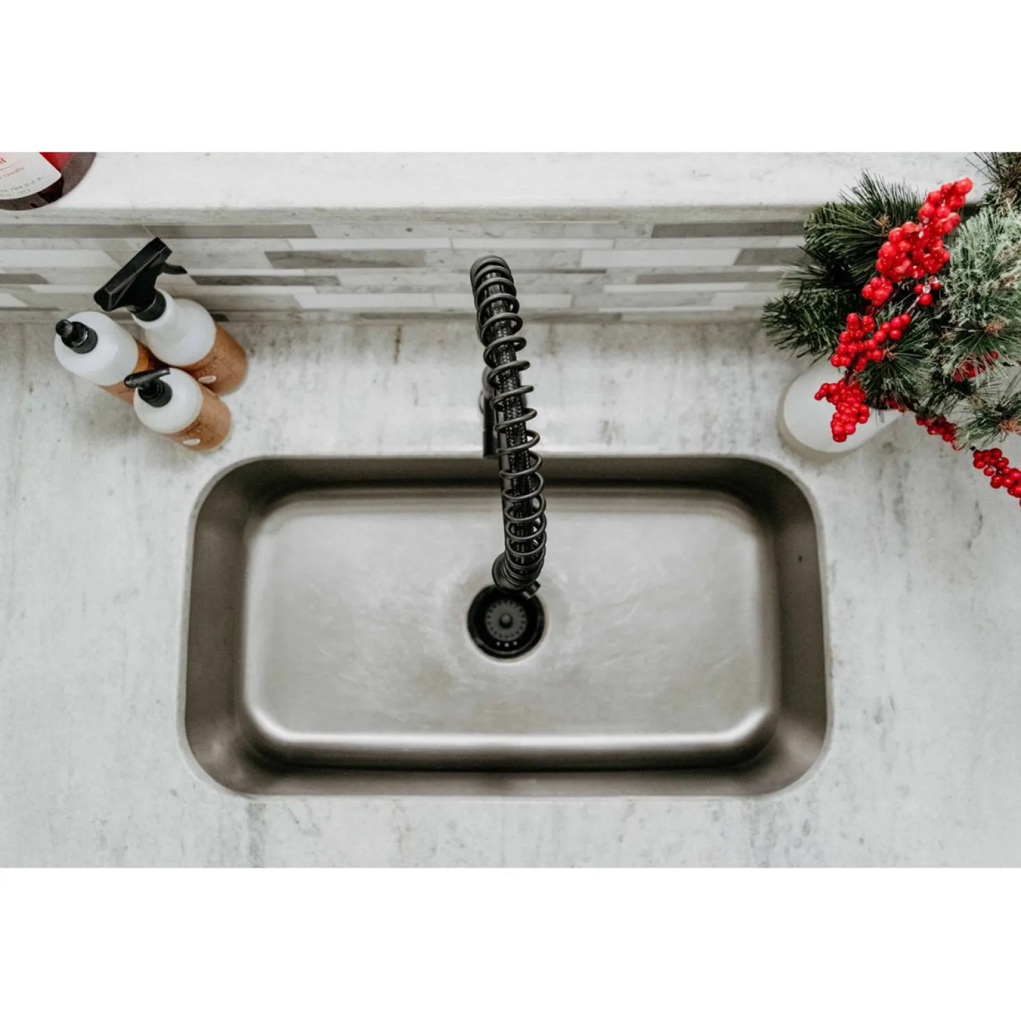 Kingston Brass Gourmetier Kaiser Deck Mount Single-Handle Pull-Down Kitchen Faucet