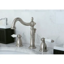 Kingston Brass Heritage 3-Hole 8-Inch Widespread Bathroom Faucet