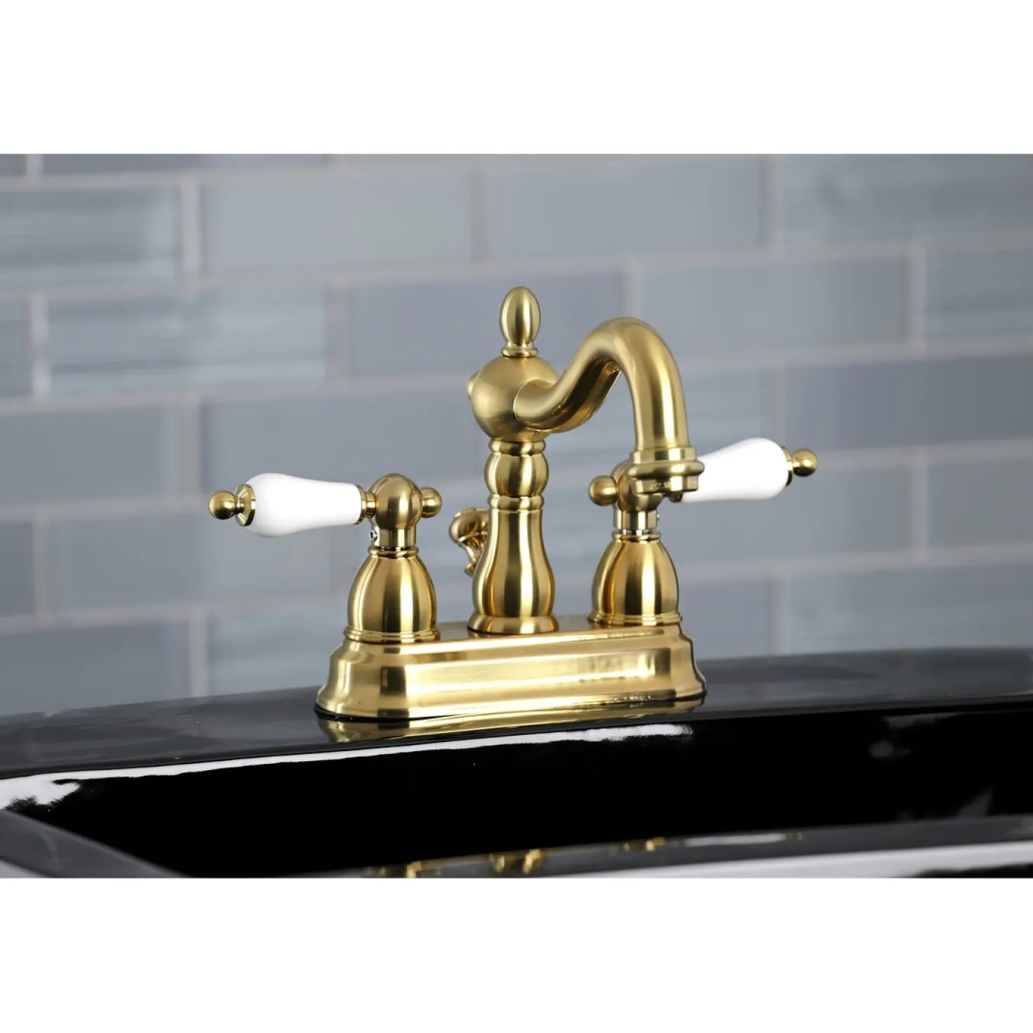 Kingston Brass Heritage 3-Hole 4-Inch Centerset Bathroom Faucet