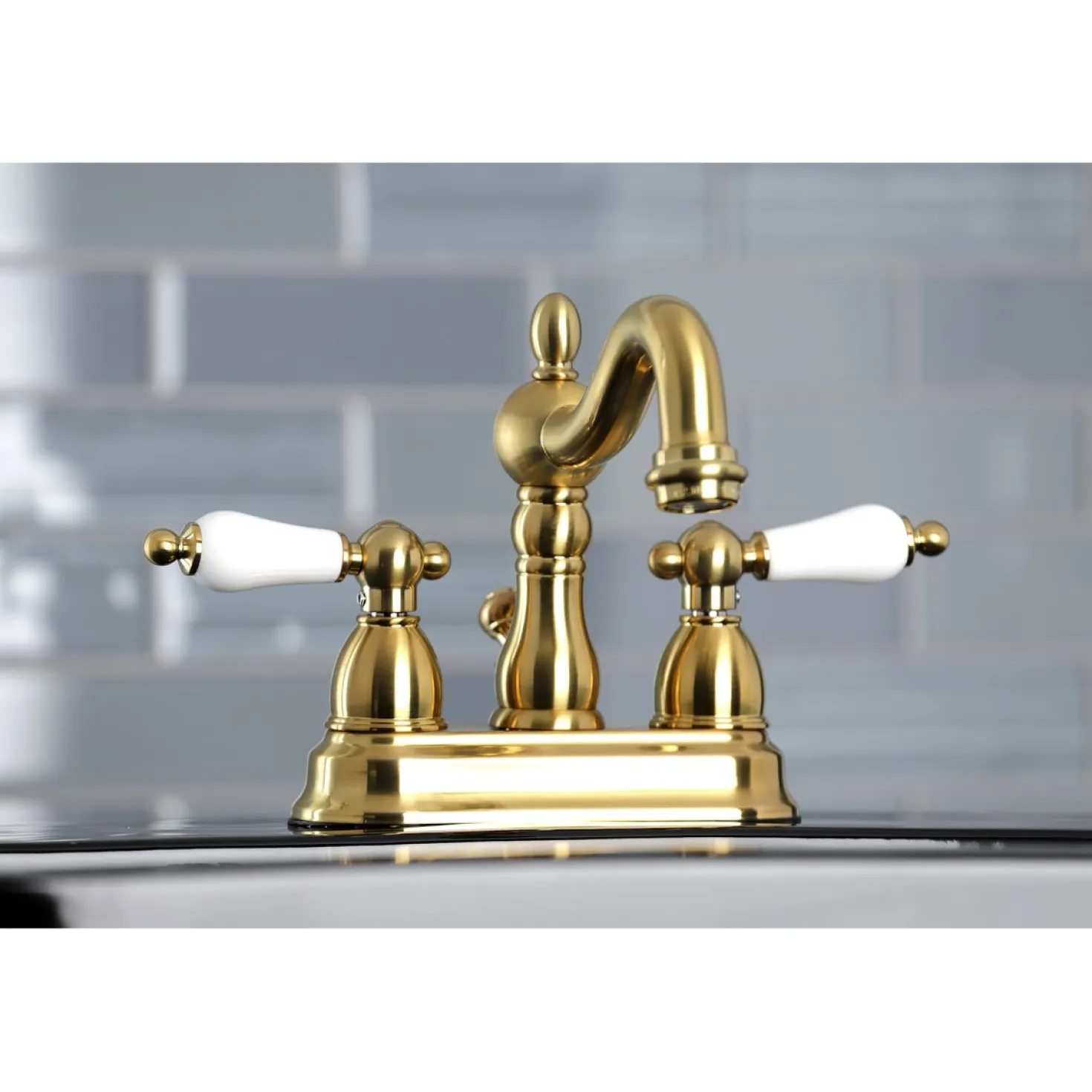 Kingston Brass Heritage 3-Hole 4-Inch Centerset Bathroom Faucet