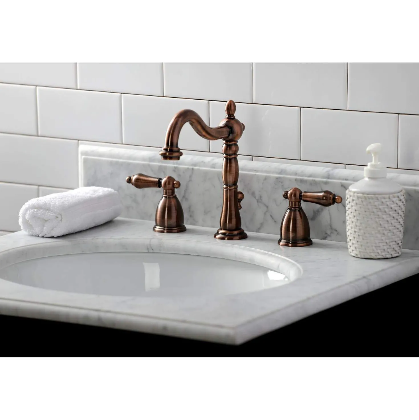 Kingston Brass KB197ALAC 8 in. Widespread Bathroom Faucet, Antique Copper