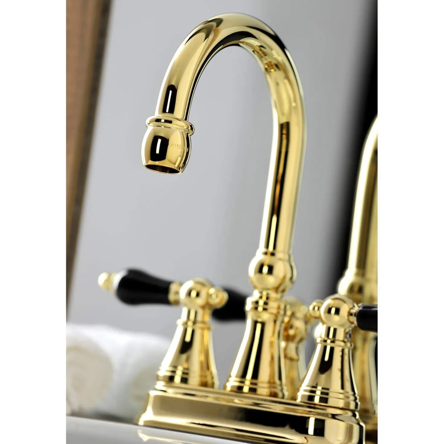 Kingston Brass KS261XPKL-P Duchess 4 in. Centerset Bathroom Faucet with Brass Pop-Up