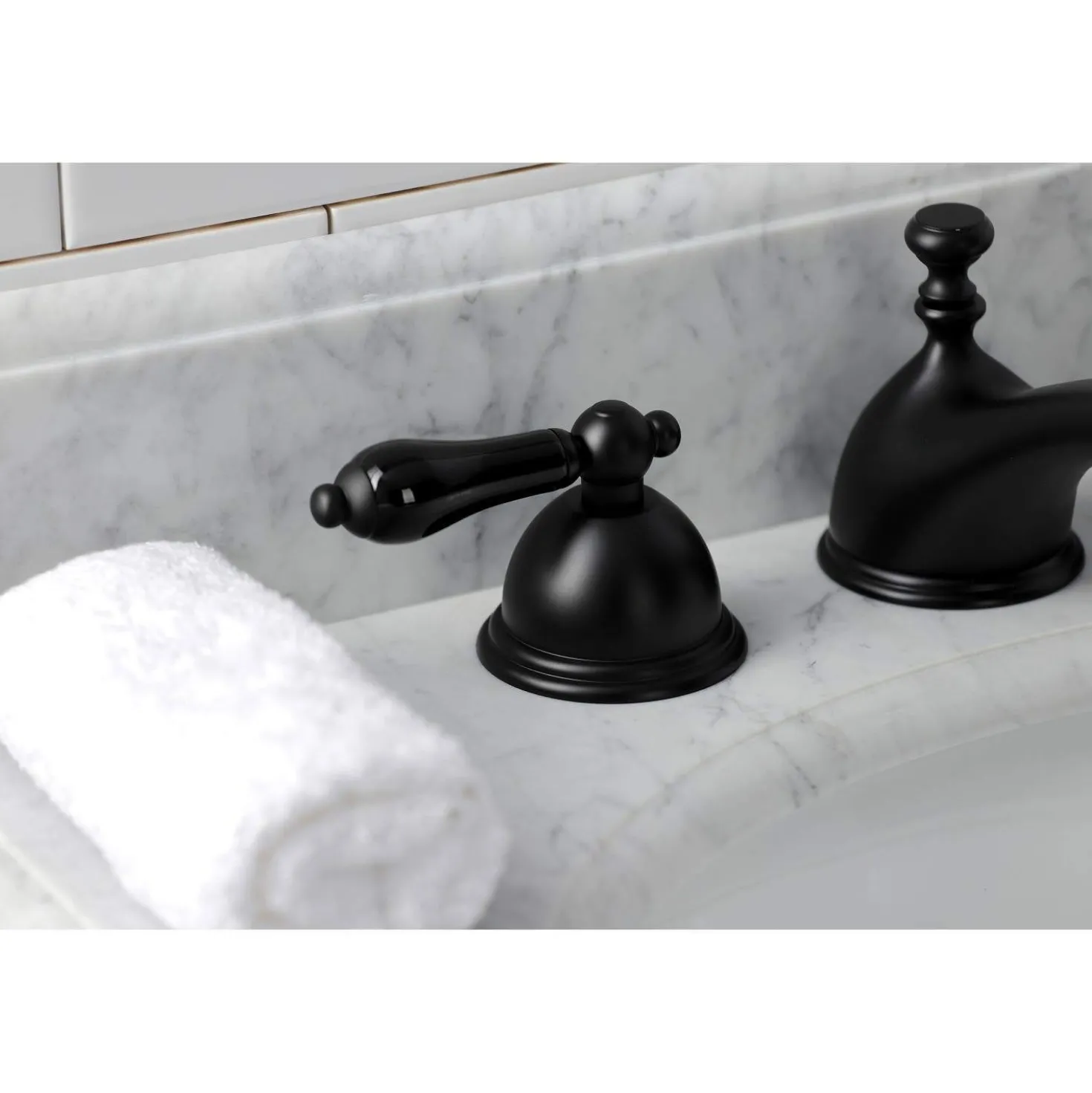 Kingston Brass KS396XPKL-P Duchess Widespread Bathroom Faucet with Brass Pop-Up