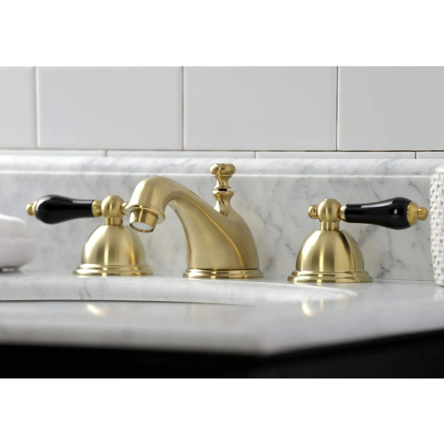 Kingston Brass KS396XPKL-P Duchess Widespread Bathroom Faucet with Brass Pop-Up